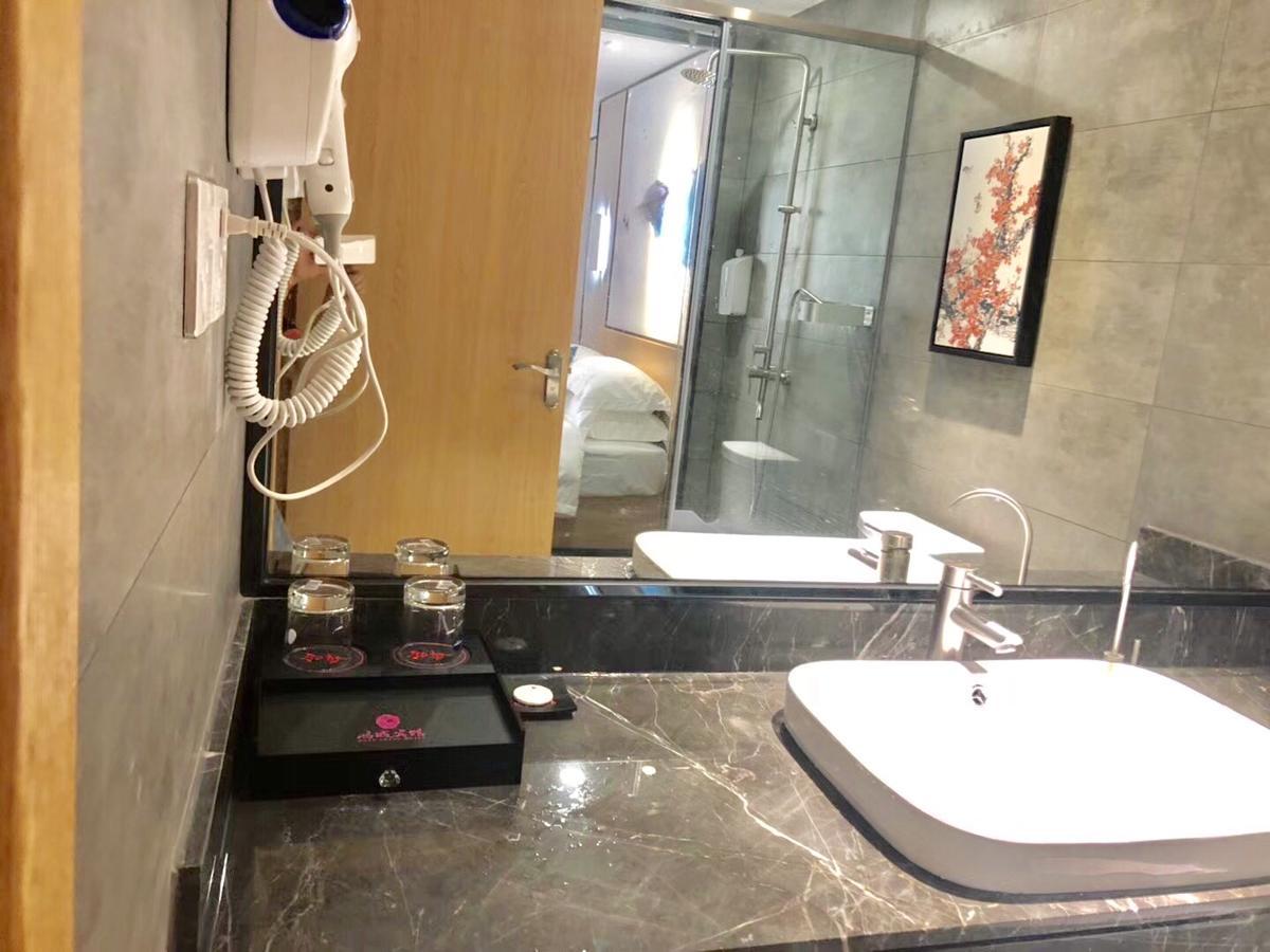 Guangzhou Hongcheng Hotel Εξωτερικό φωτογραφία